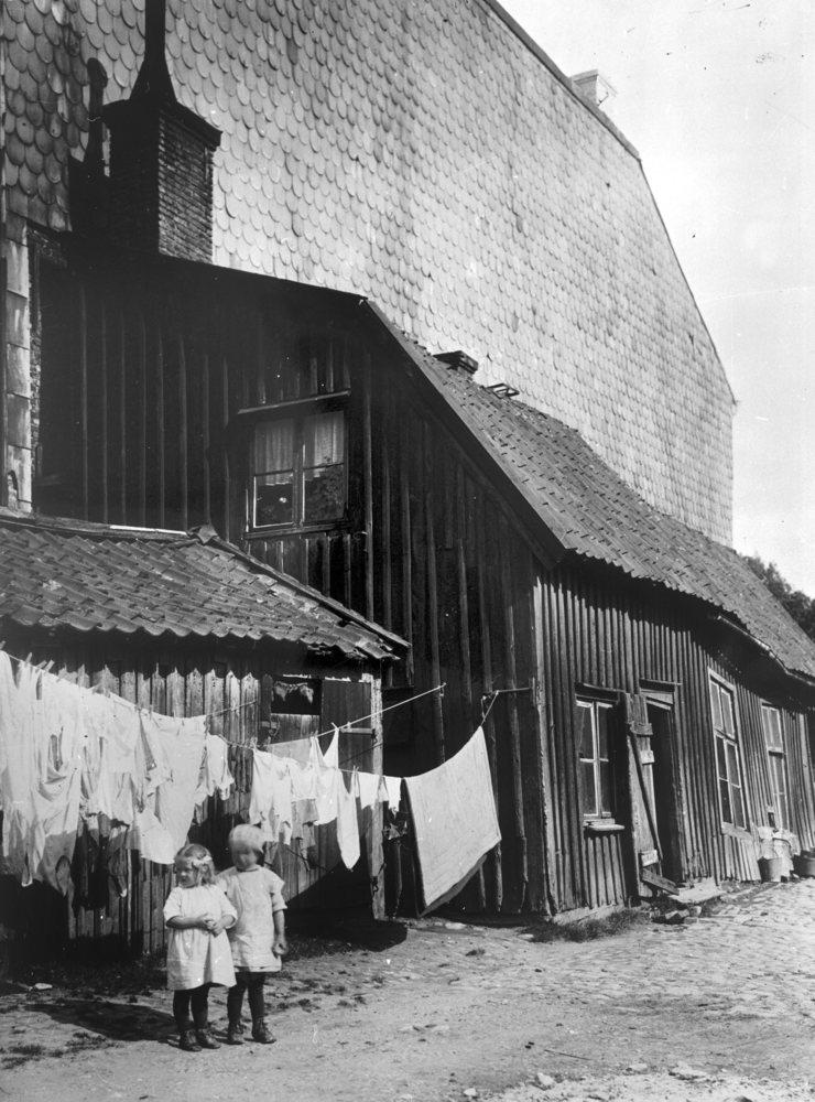 Nödbostäder vid Stampgatan i augusti 1918.