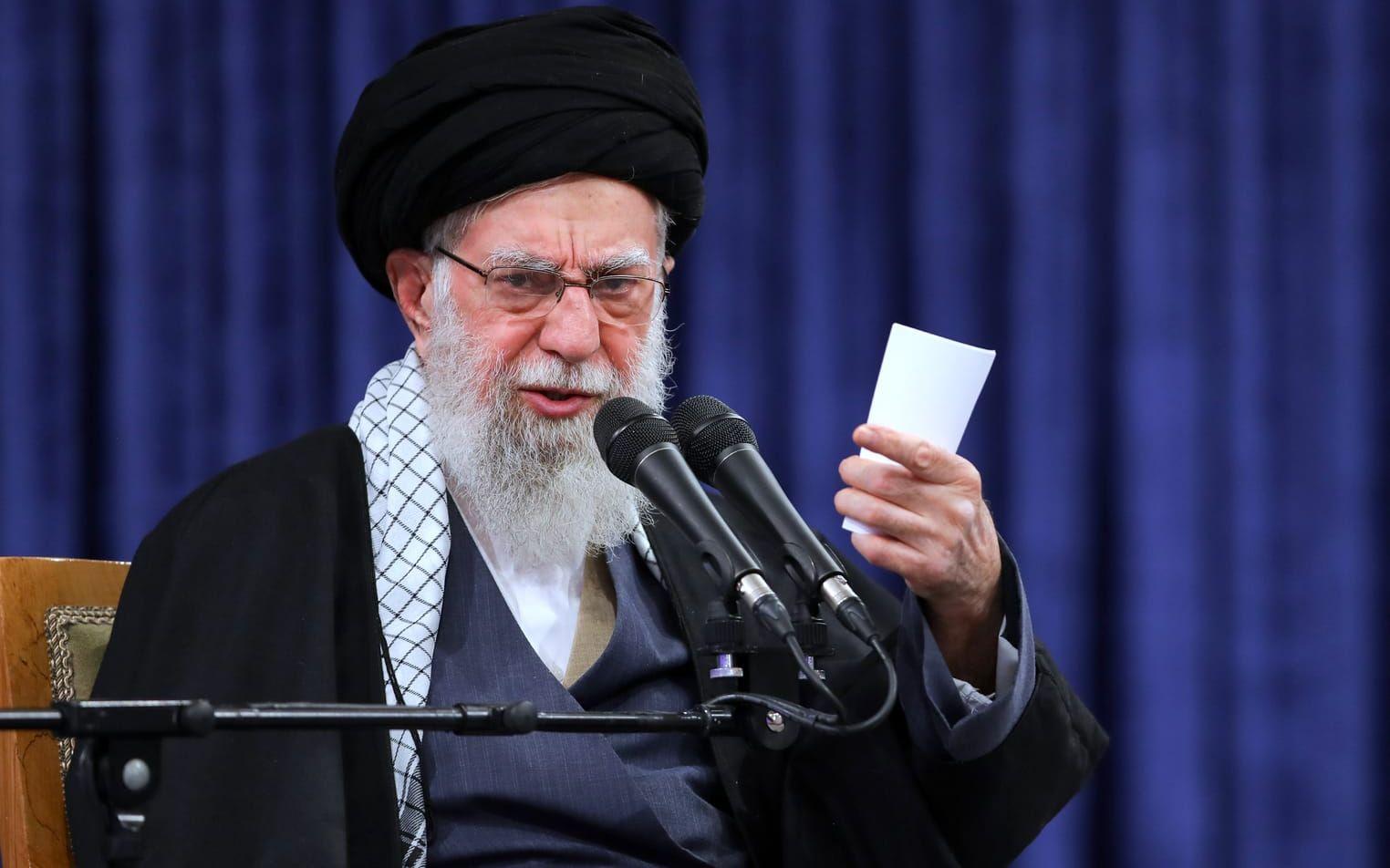 Irans högste ledare, Ali Khamenei. Bild från den 17 februari.