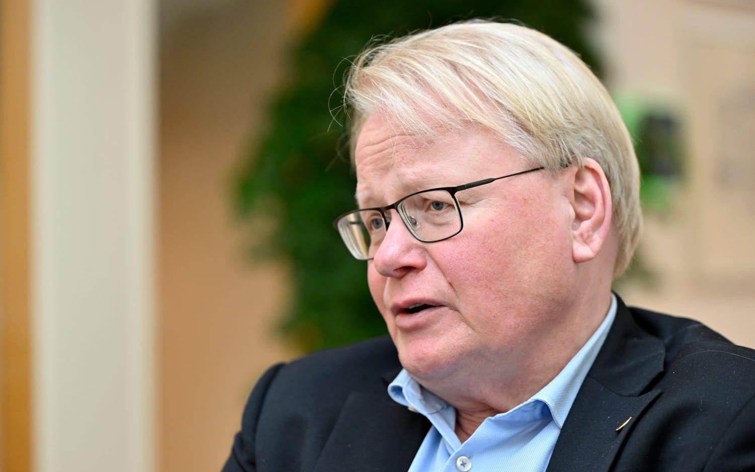 Socialdemokraternas Peter Hultqvist (S) kommenterar domen i målet mot den tidigare nationella säkerhetsrådgivaren, Henrik Landerholm.