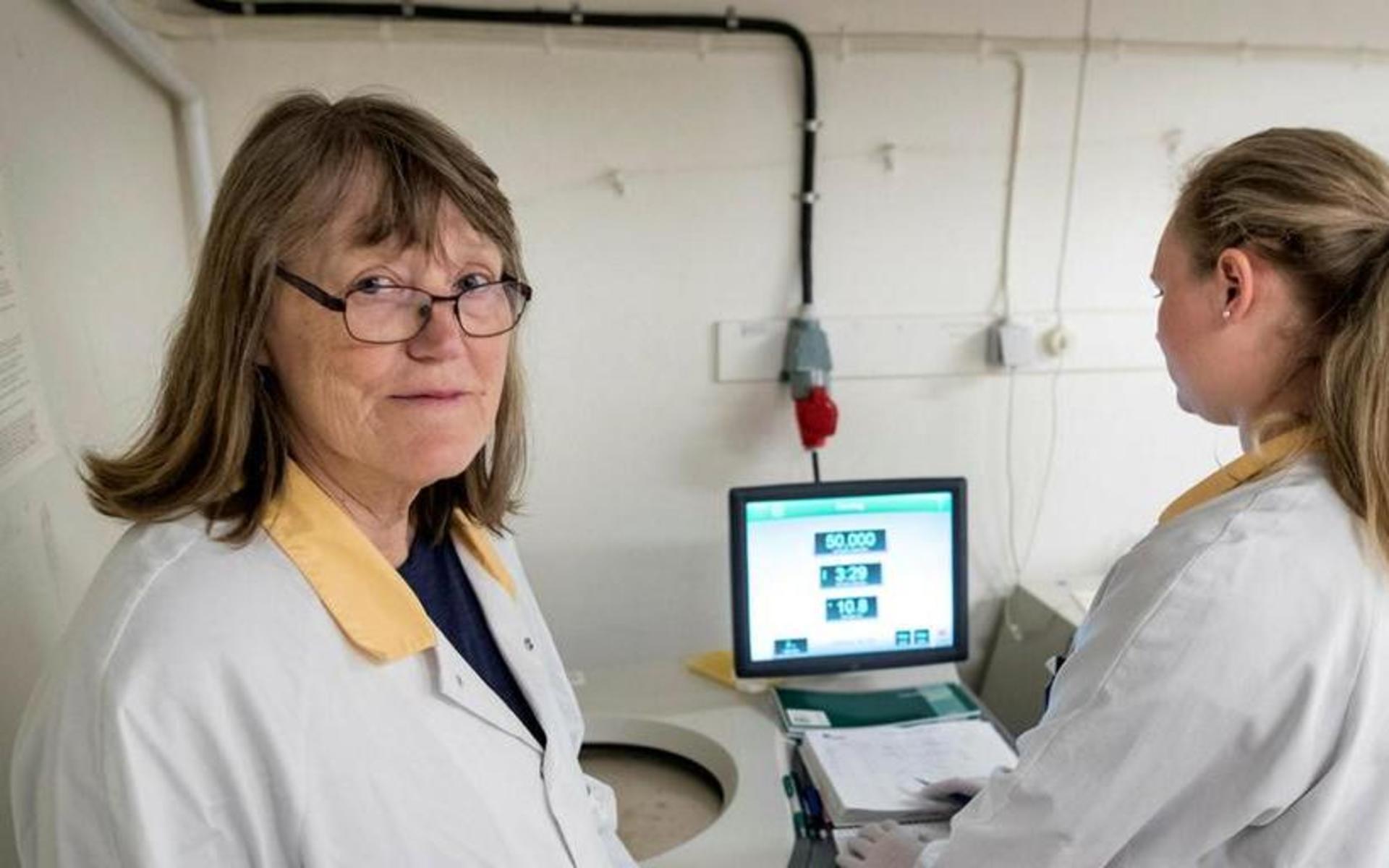 Professor Heléne Norder och hennes kollegor har under pandemin analyserat halterna av coronaviruset i göteborgarnas avloppsvatten. Sedan december har nivåerna varit höga.