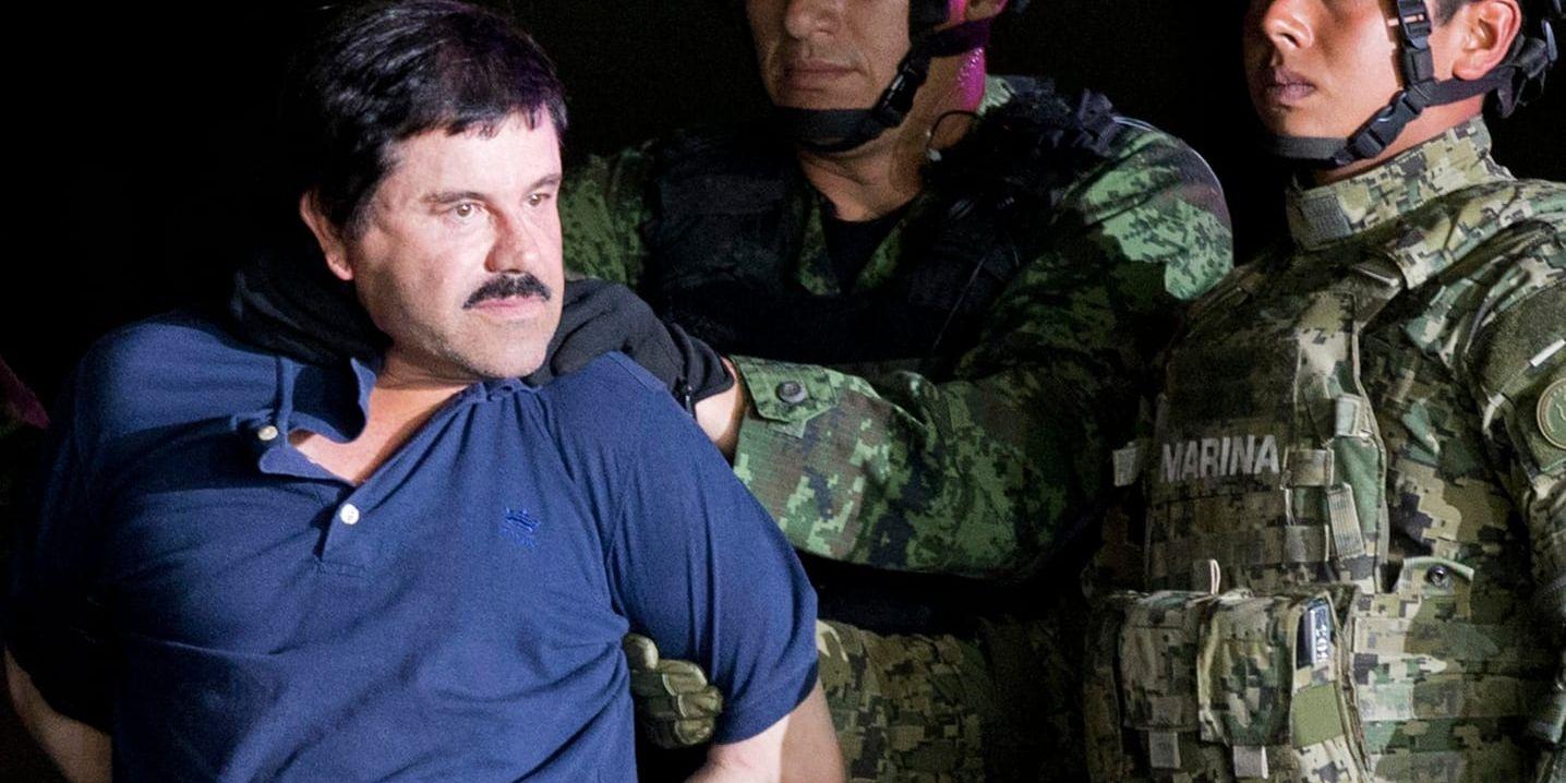 Joaquín "El Chapo" Guzmán visas upp för medier i Mexico City i januari 2016, sedan han gripits efter sex månader på rymmen. Arkivbild.