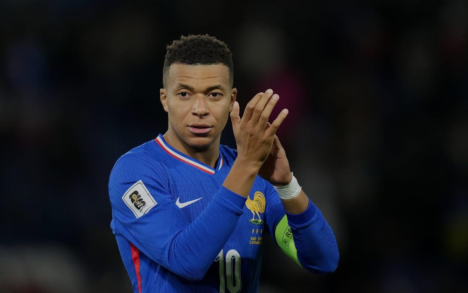 Frankrikes Kylian Mbappé i samband med VM-kvalmatchen mot Ukraina i november förra året.  