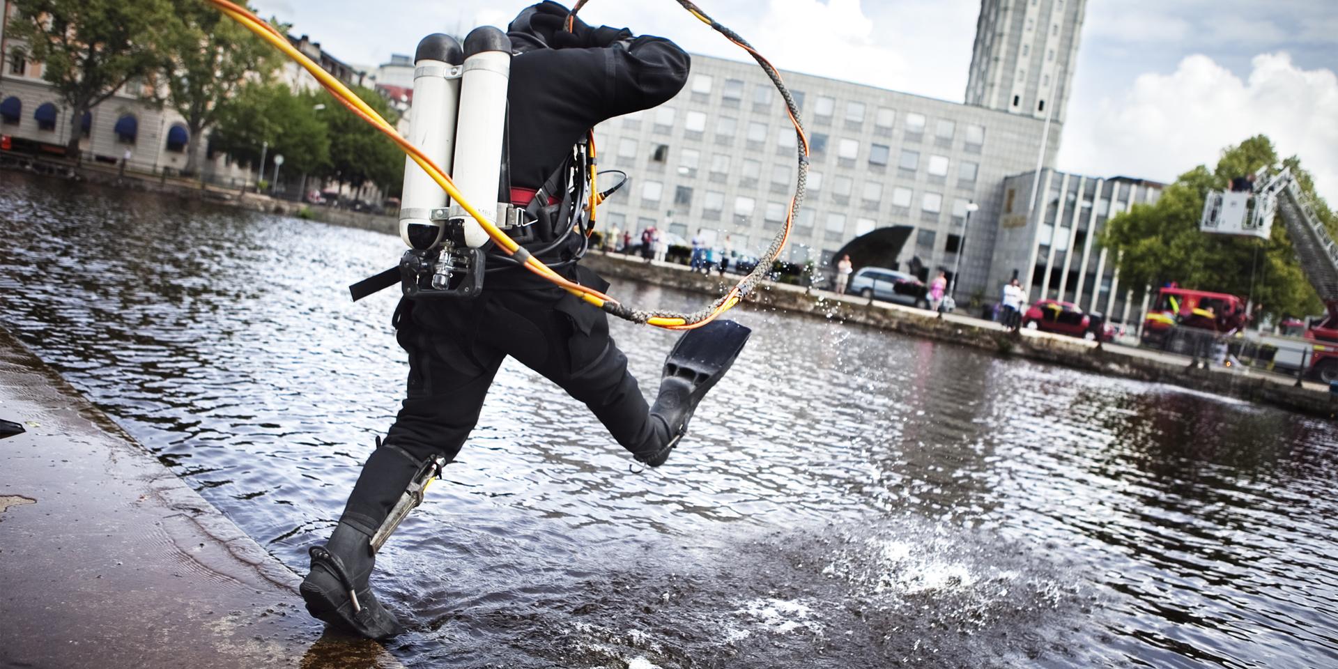 19 räddningsdykare i Stockholm har fått dykförbud efter att ha smittats av coronaviruset. Arkivbild.