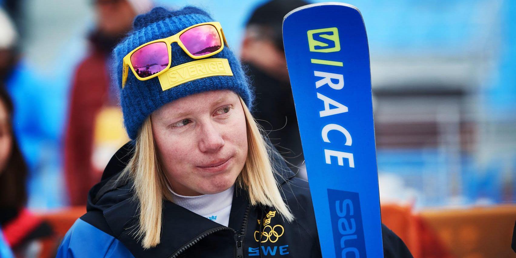Sveriges Sandra Näslund i tårar efter fjärdeplatsen i OS-finalen i skicross på Bokwang Snow Park under vinter-OS i Pyeongchang, Sydkorea. Arkivbild.