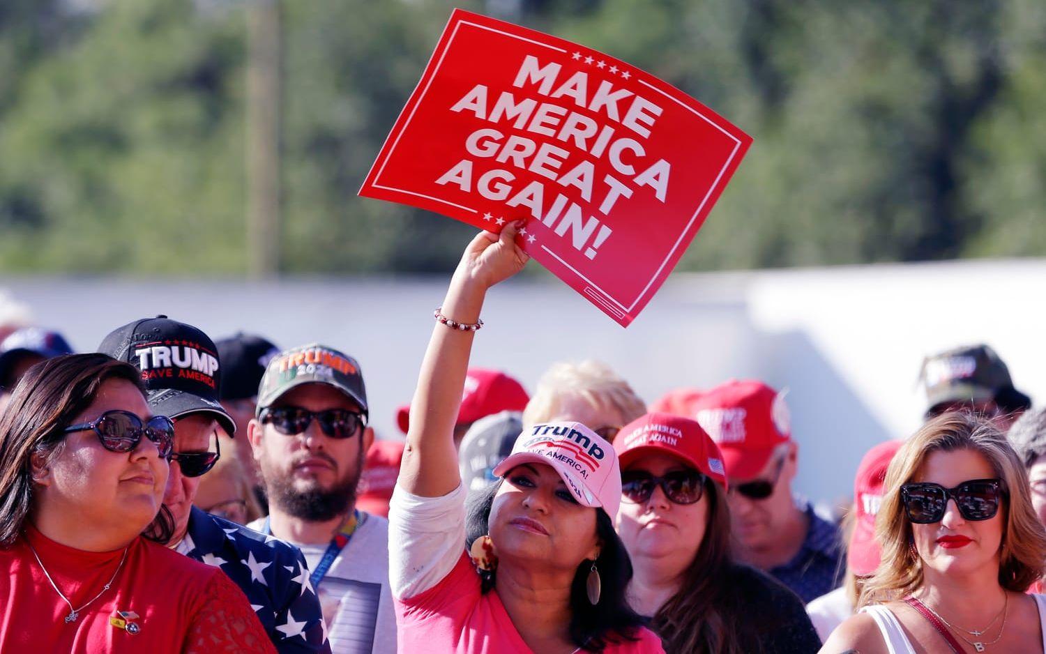 Trumptrogna så kallade Magarepublikaner, fotograferade i vintras i Houston i Texas. Arkivbild.