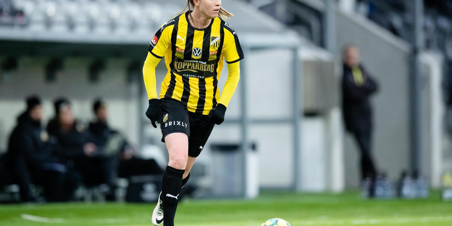 Häcken och Pauline Hammarlund har inga problem mot Lidköpings FK i svenska cupen. 8–1 till slut.
