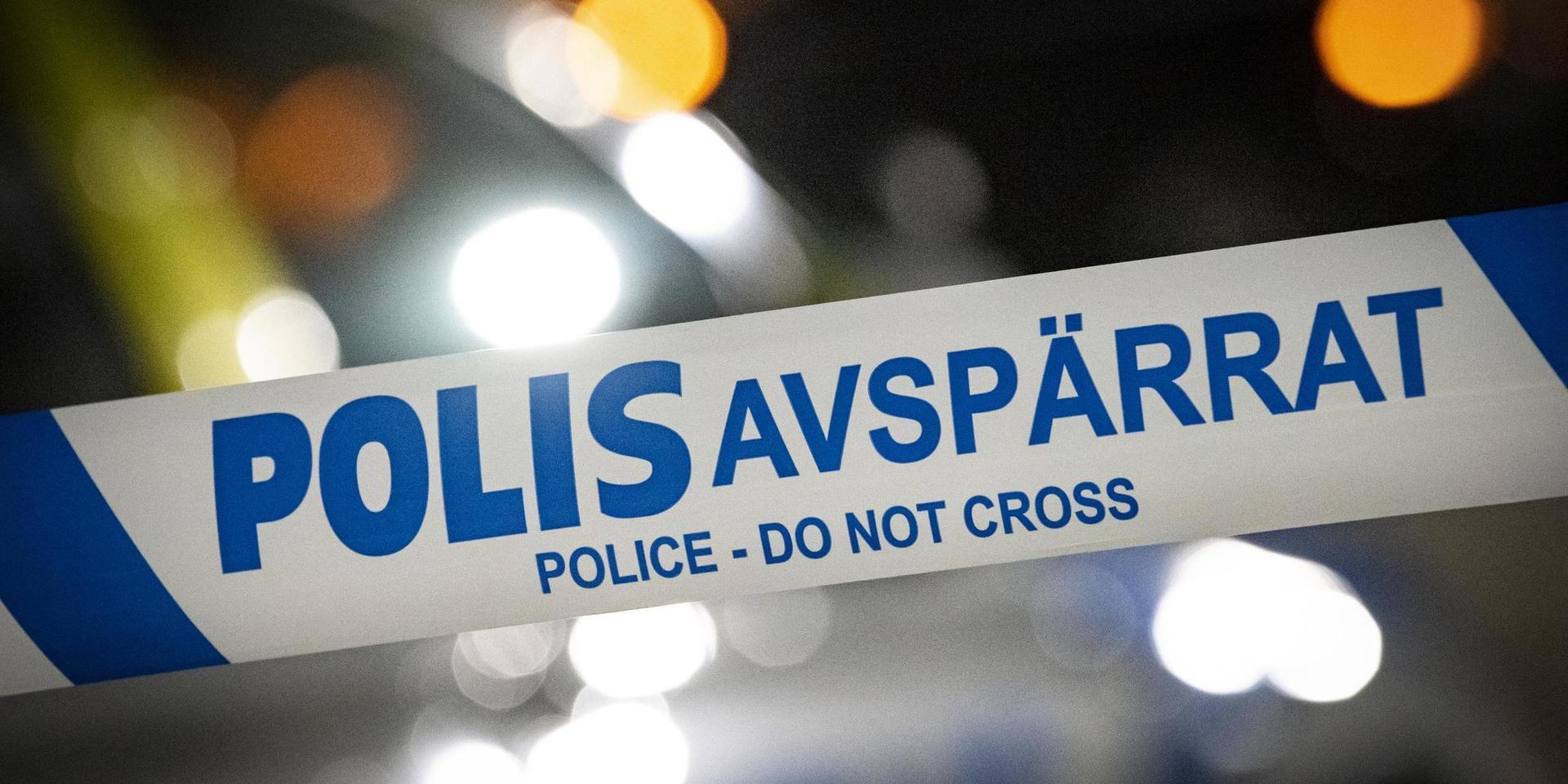 En man i 20-årsåldern har förts med ambulans till sjukhus efter ett större bråk i Sölvesborg. Arkivbild.
