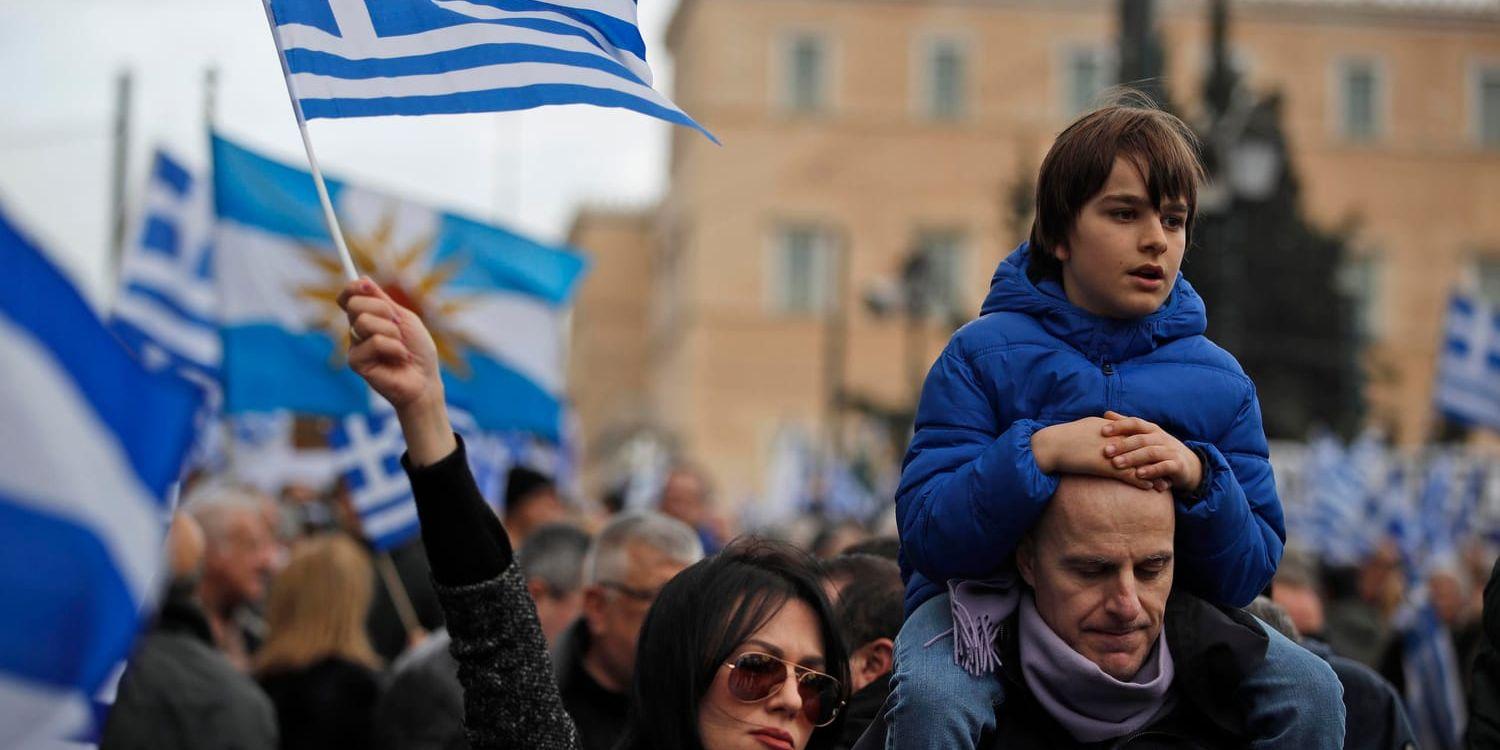Protester mot avtalet om att godkänna grannlandet norr om Grekland som Nordmakedonien.