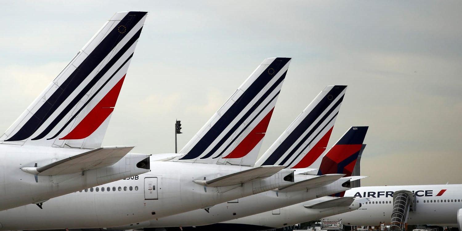 Air France planerar att dra ned på inrikestrafiken med 15 procent på två år, med hänvisning till prispress från lågprisflygbolag och höghastighetståg. Arkivbild.