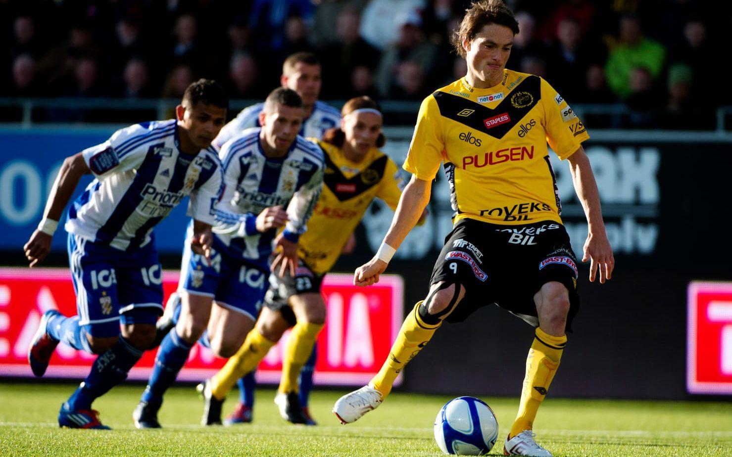 2012: Elfsborg-IFK Göteborg 1-0. Lasse Nilsson skickade efter 13 minuter in matchens enda mål när den blivande svenska mästaren lyckades slå tillbaka Mikael Stahres profilstarka ”Real Blåvitt” inför 16 014 åskådare på Borås arena.
