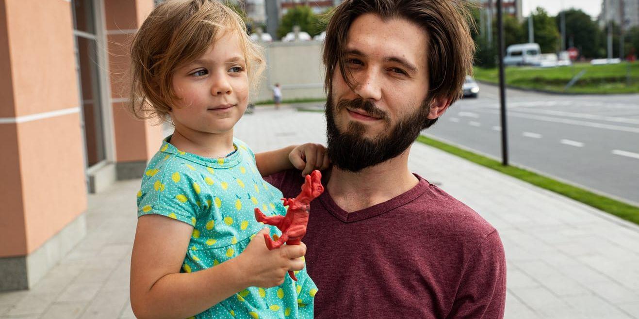 Ilija Zjestkov flydde från Charkiv i östra Ukraina med dottern Maritjka.