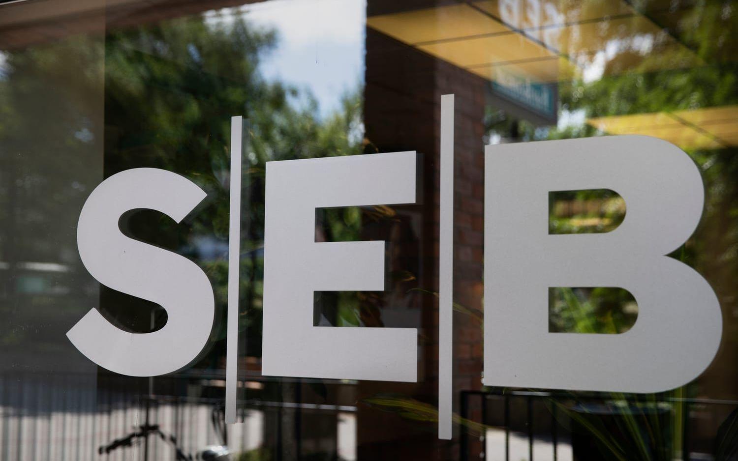 SEB sänker rörliga boräntan. Arkivbild. 