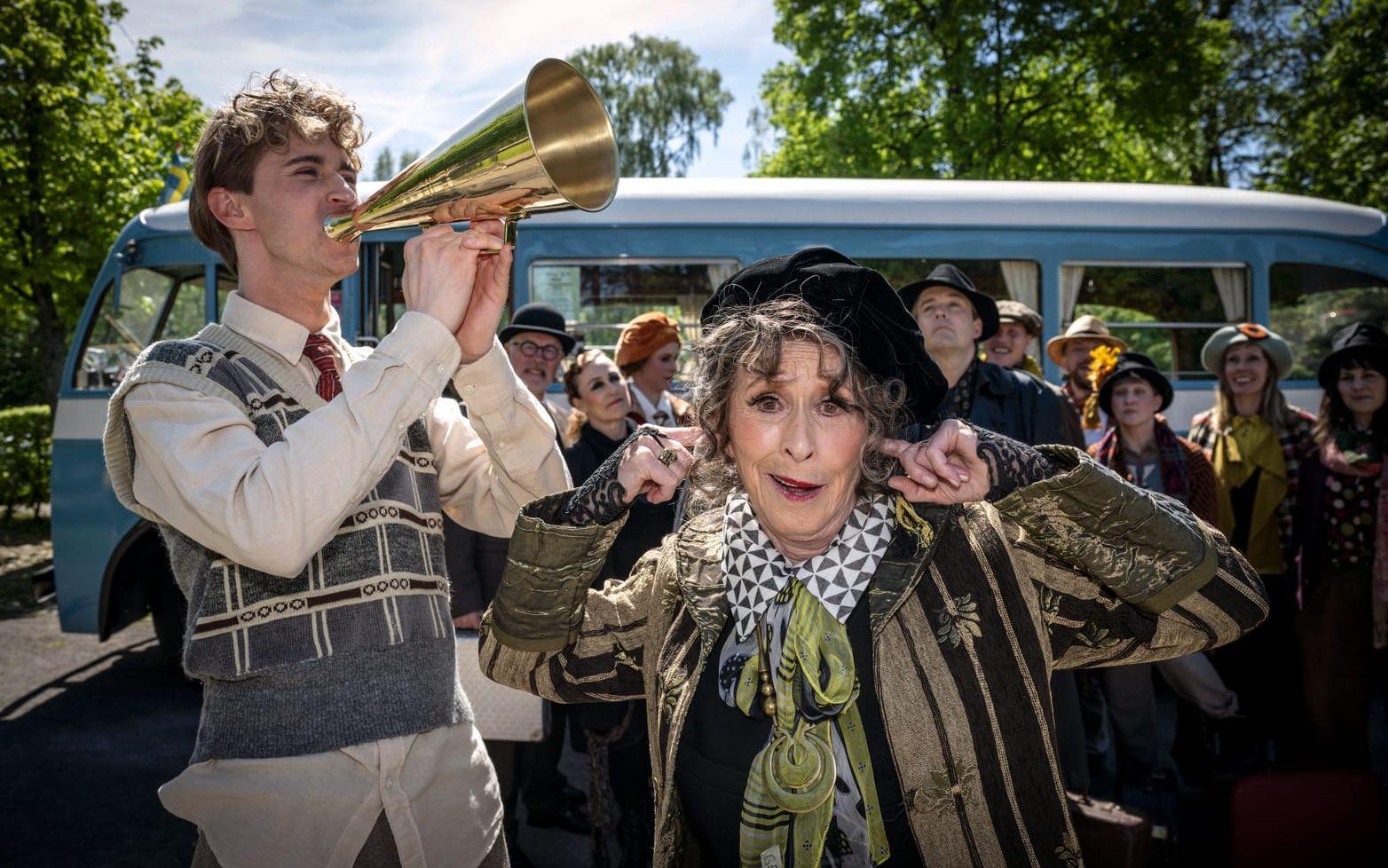 Hampus Nessvold och Eva Rydberg inför premiären av 'Ett resande teatersällskap' på Eva Rydbergs nya hemmascen Sundspärlans friluftsteater i Helsingborg. Arkivbild.