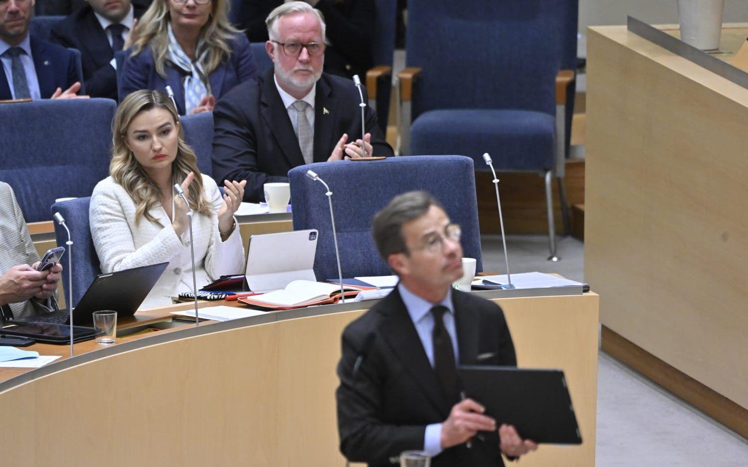 Kristersson får ett lönepåslag som tar honom över 200 000 kronor i månaden.