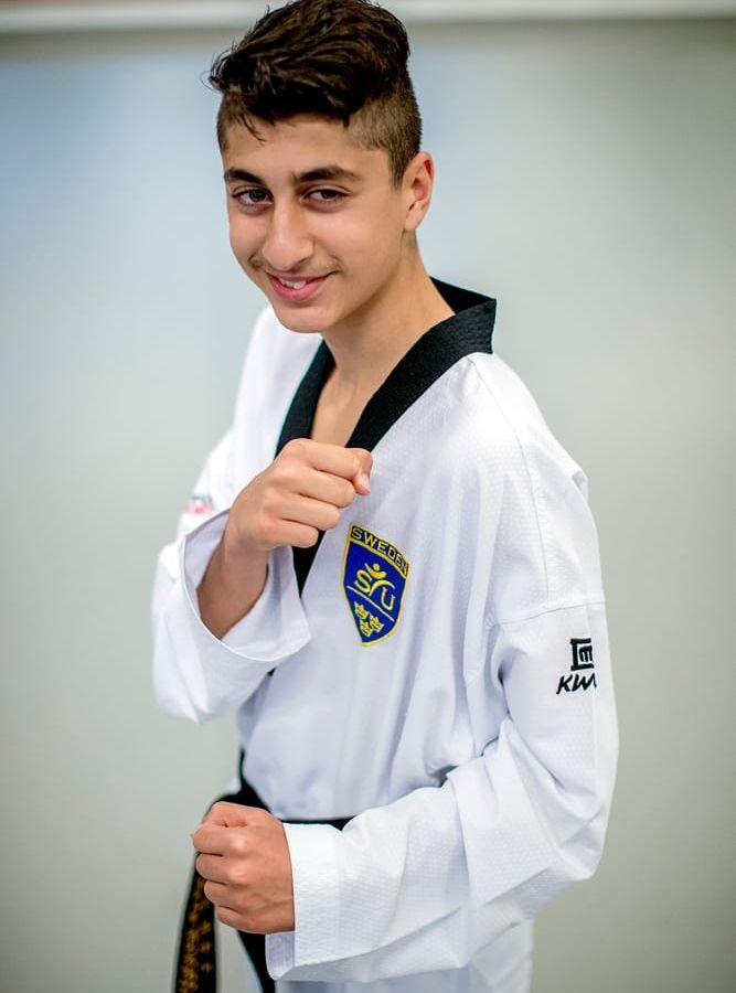 Förutom taekwondo spelade Arian fotboll när han var yngre. Foto: Adam Ihse