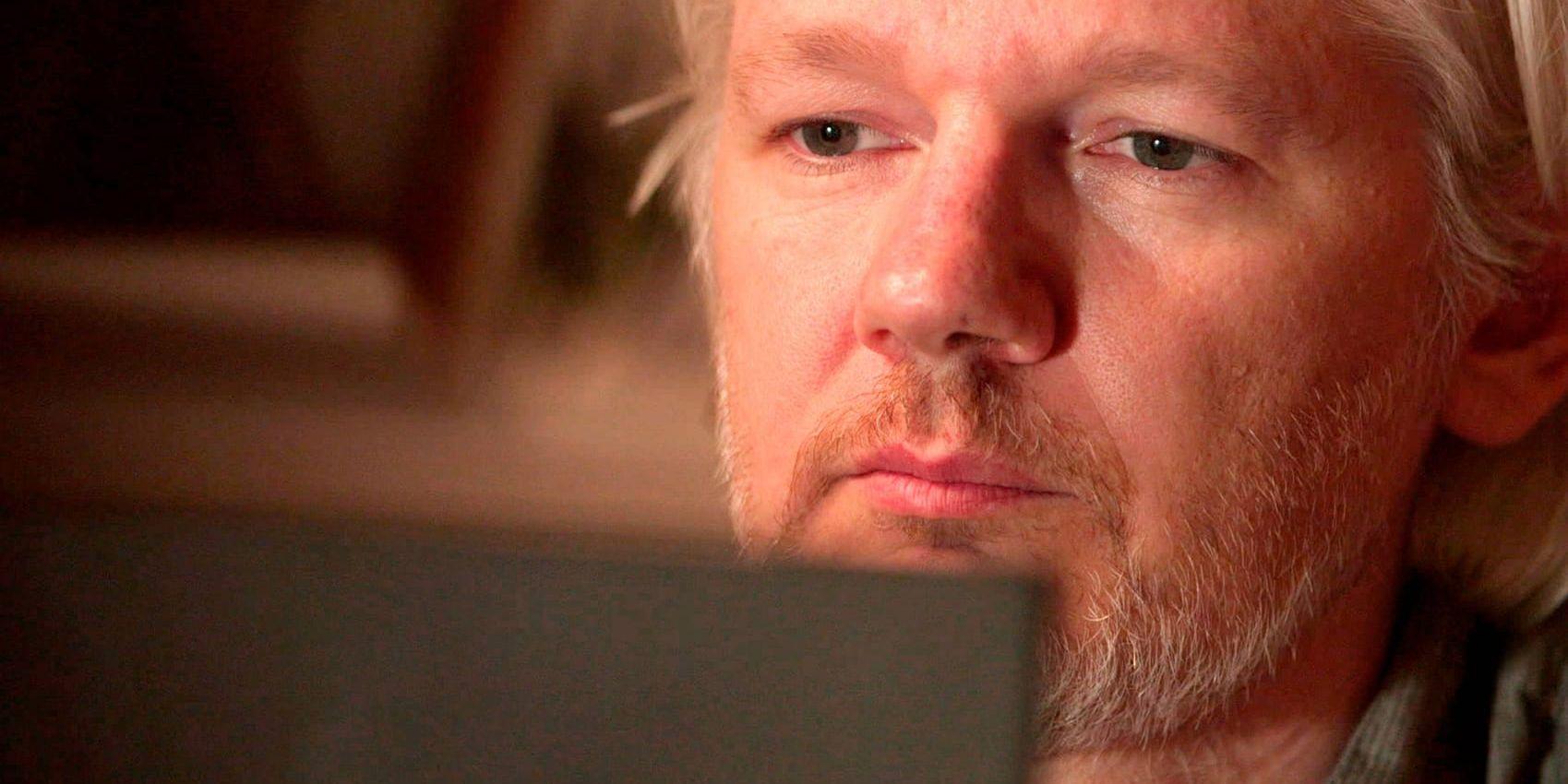 Julian Assange har tillbringat snart fem år på Ecuadors ambassad i London för att undvika utlämning till Sverige där han misstänks för våldtäkt under ett besök i augusti 2010.