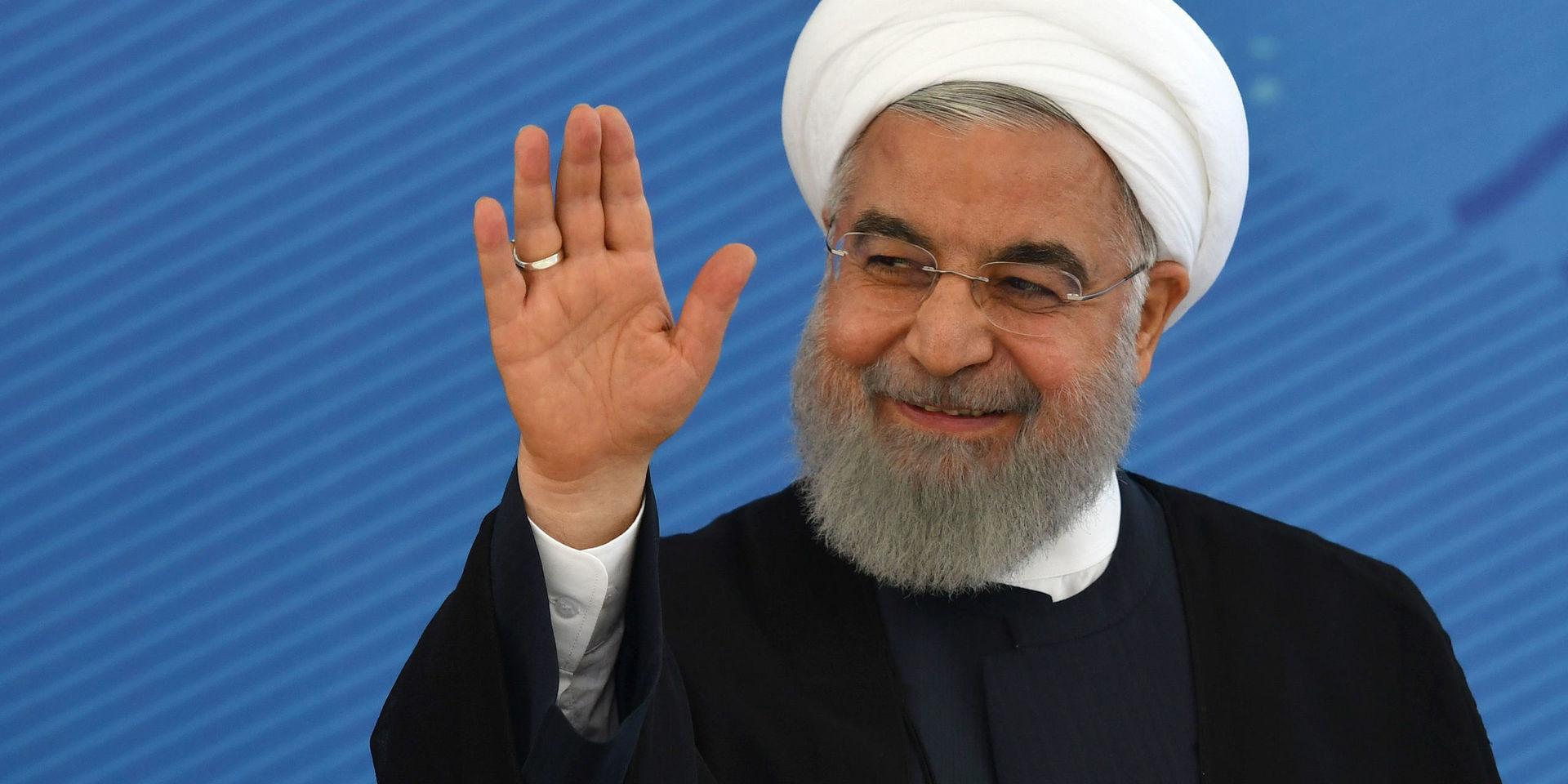 Irans president Hassan Rohani säger att landet är berett att 'lämna alla dörrar öppna' för att rädda kärnenergiavtalet. Arkivbild