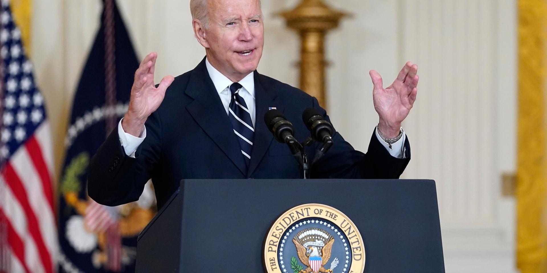 USA:s president Joe Biden försöker bryta dödläge inom sitt parti om reformpaket.
