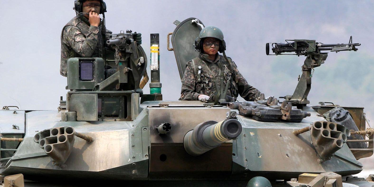 Sydkoreanska soldater under en gemensam övning med USA, 2014. Arkivbild.