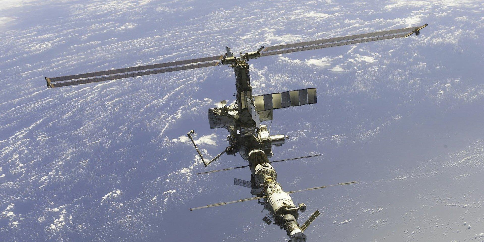 Den internationella rymdstationen, ISS.
