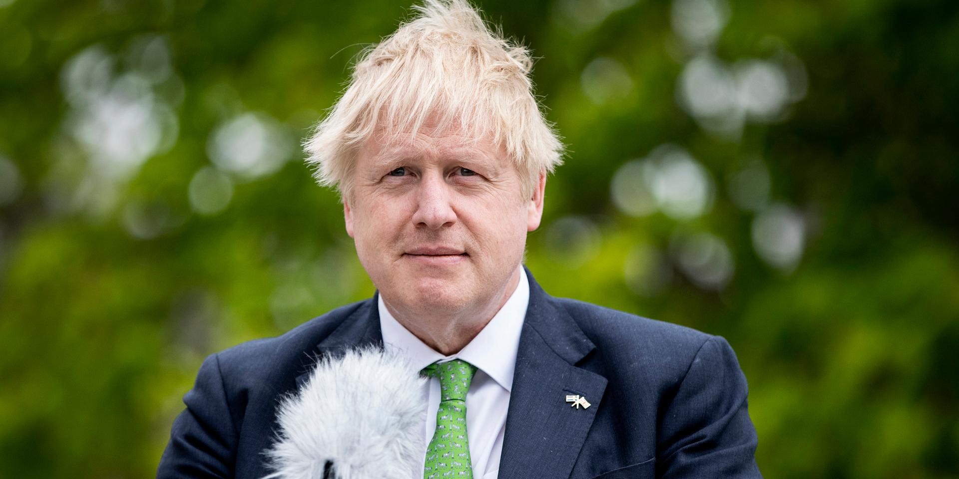 Efter ett oannonserat besök i Kiev sa Storbrittaniens premiärminister Boris Johnson att nästa års Eurovision borde hållas i Ukarina. ”Jag tror att Kiev eller någon annan säker ukrainsk stad skulle vara en fantastisk plats att hålla det i”, sa Johnson. 