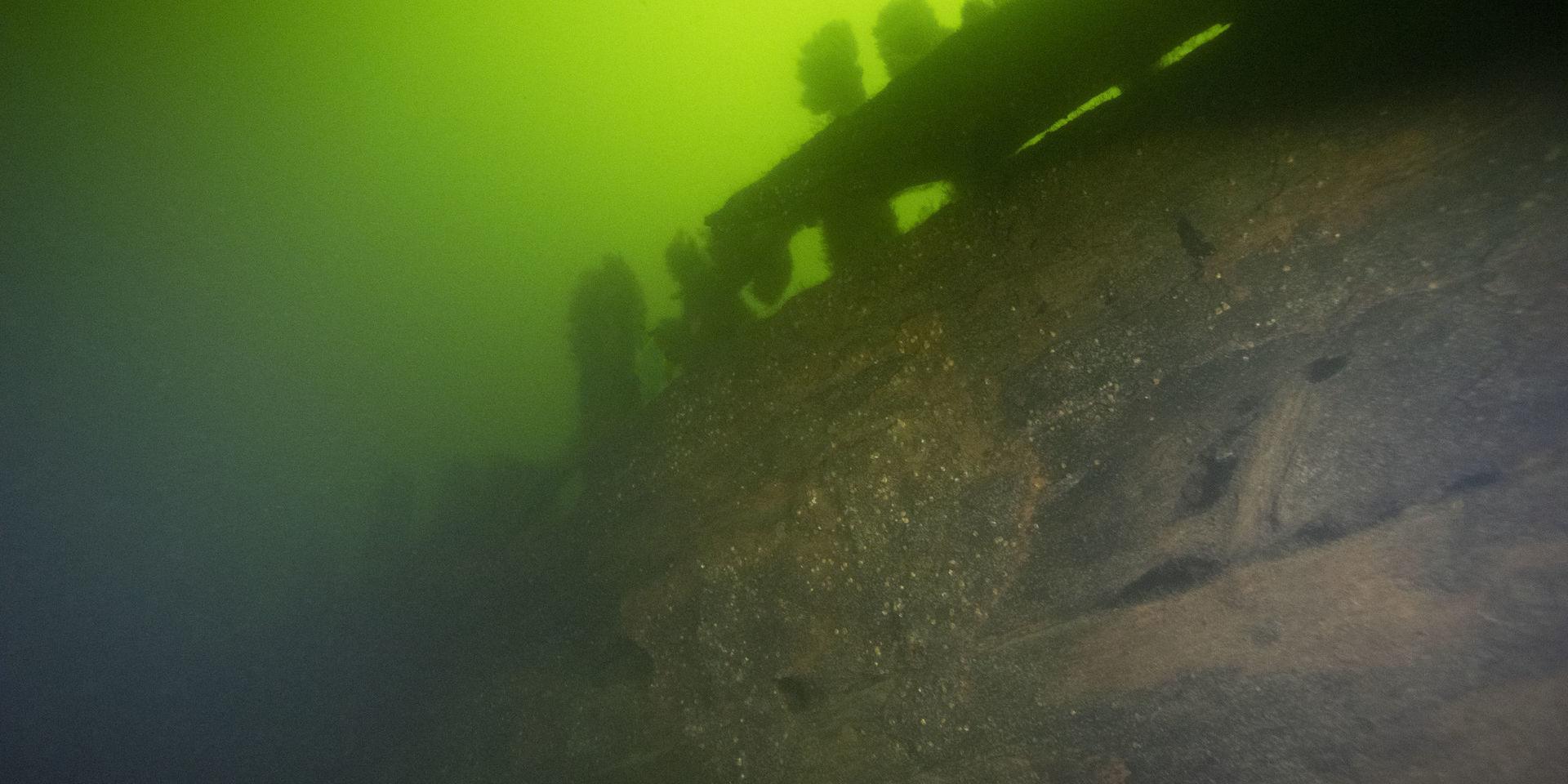 Styrbordssida på ett av de två vrak som hittats utanför Vaxholm norr om Stockholm. 