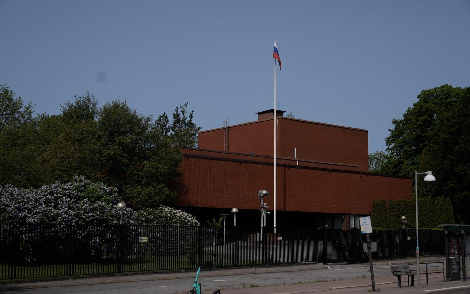 Utrikesdepartementet bekräftar stängningen av konsulaten i Sankt Petersburg och i Göteborg.