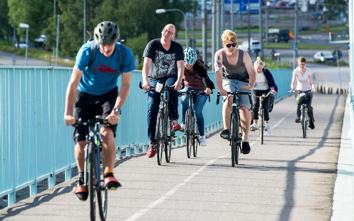 Slörullen är en social cykeltur i lugn takt till olika platser i Göteborg. Bild: Anders Hofgren