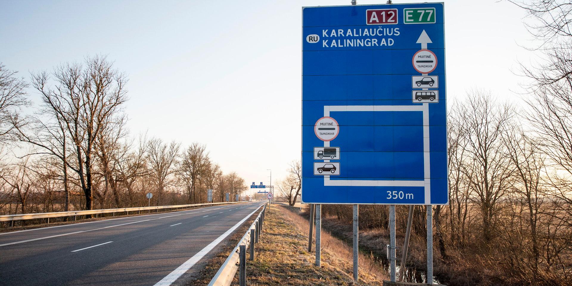 Vägen mot gränsen till ryska Kaliningrad. Bild från i våras.