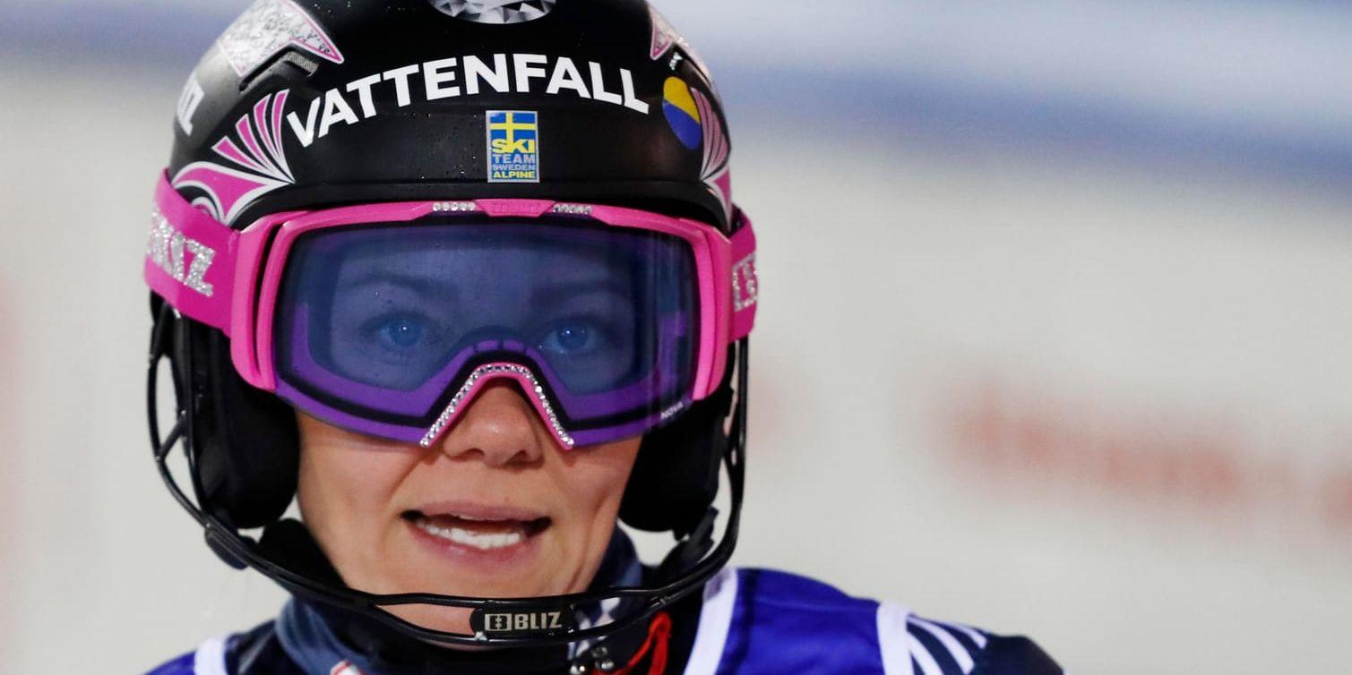 Frida Hansdotter fick nöja sig med fjärdeplatsen i slalompremiären i Levi – precis som i fjol.