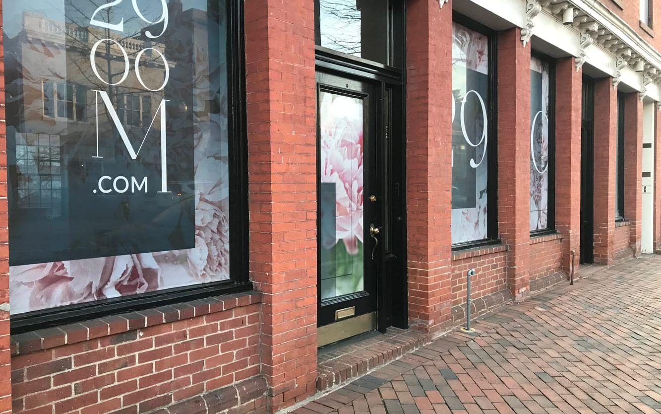 Stängda affärer och restauranger har förändrat stadsbilden i Washington. Återhämtningen sker långsamt efter pandemin. Bild: Britt Marie Mattsson 