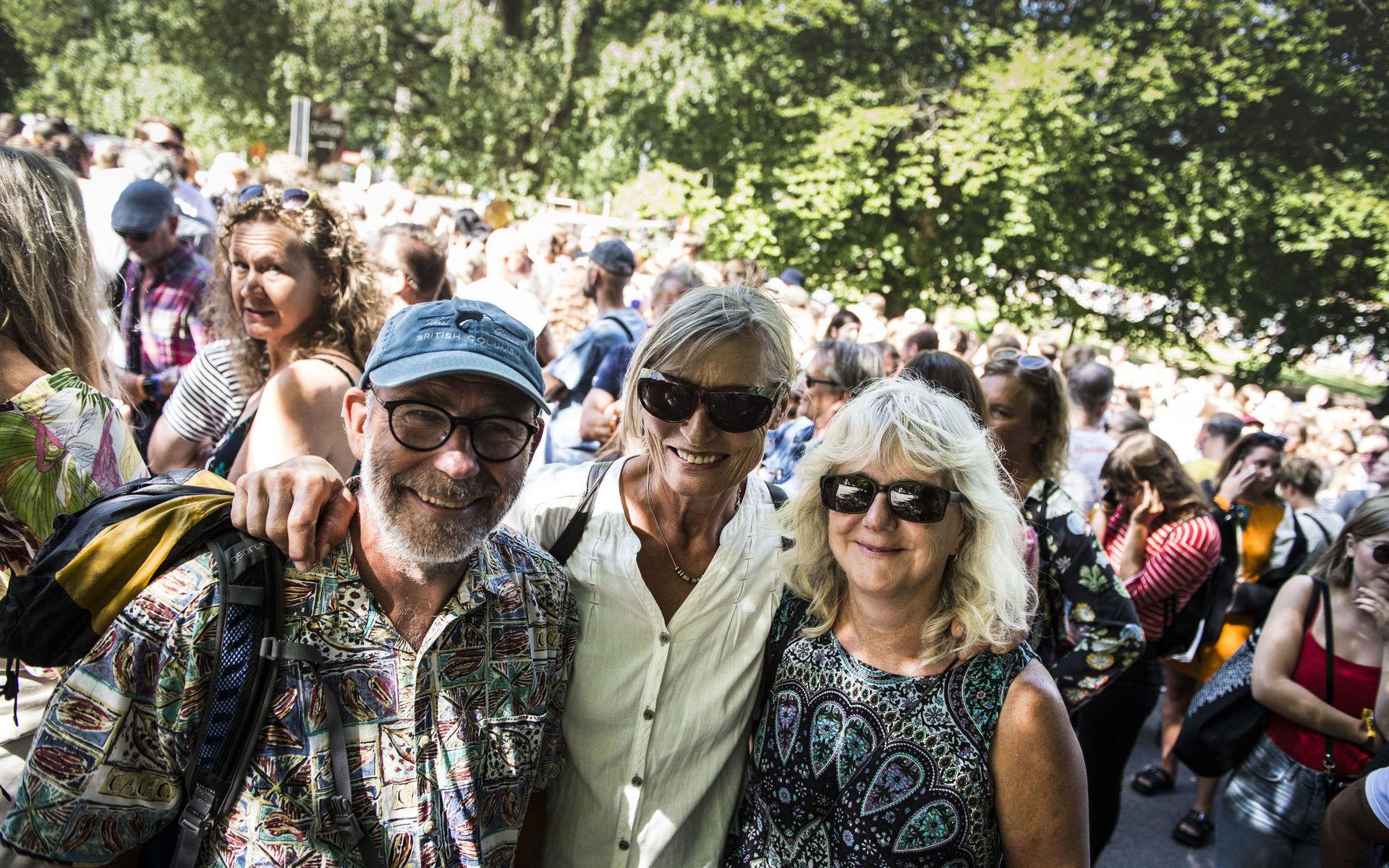 Claes Hellström, Anette Sjögren och Elinor Bylund gillar scenen Höjden, där man kan få en lugn paus under festivalen.