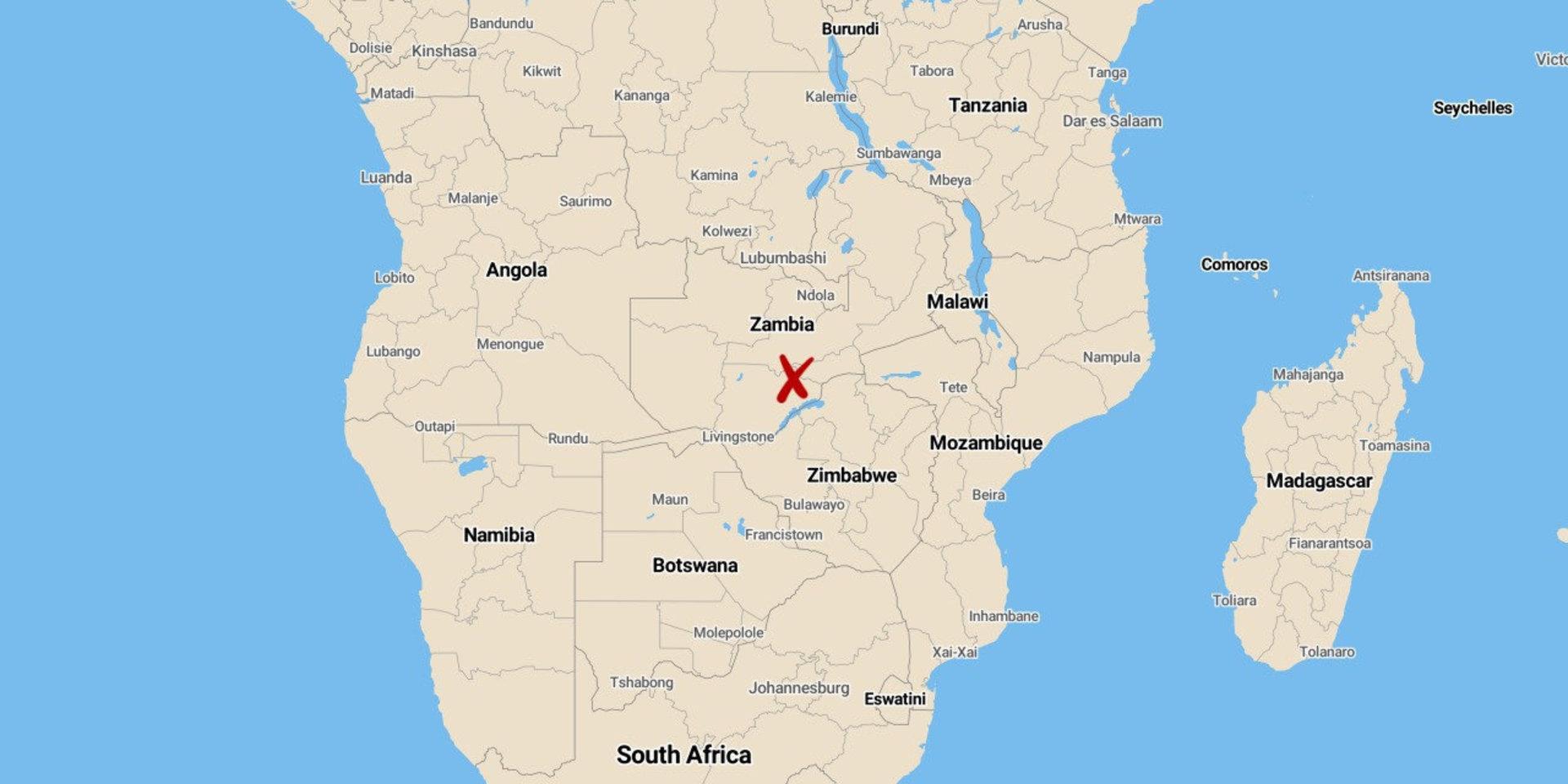 Militär har skickats ut på gatorna i Zambias huvudstad Lusaka för att komma till rätta med gäng som attackerar sina offer med gas för att göra dem yra och försvarslösa och sedan råna dem. 