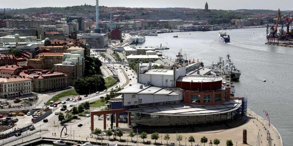 Den vidgade arbetsmarknad som blir möjlig med höghastighetsbana Oslo-Göteborg-Köpenhamn behövs för att ge kraft till den storskaliga centrala stadsomvandling som Göteborg står inför, skriver debattören.