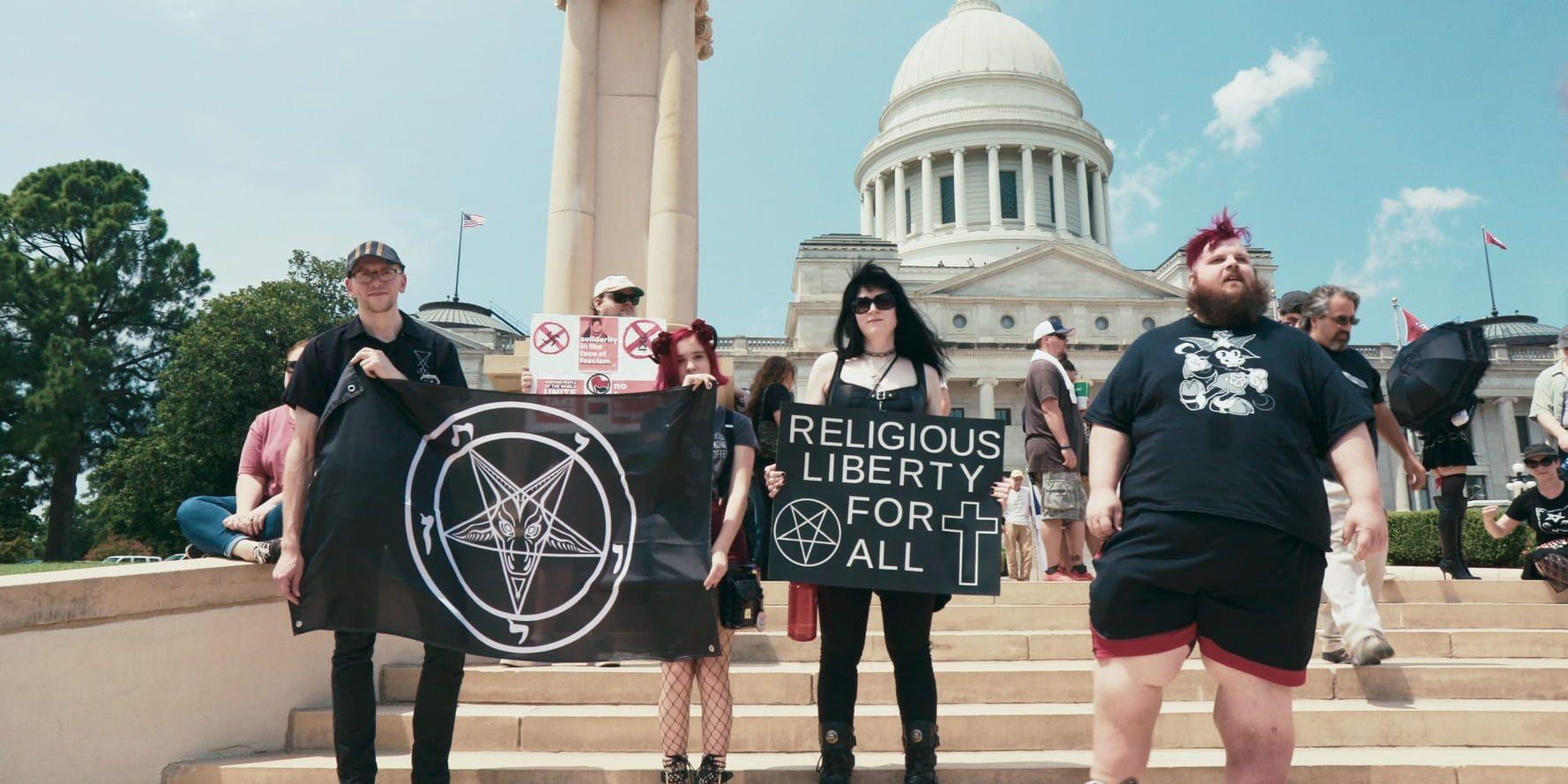 I filmen 'Hail, Satan?' skildras den satanistiska rörelsen The Satanic Temple, dess medlemmar och deras politiska kamp. Pressbild.