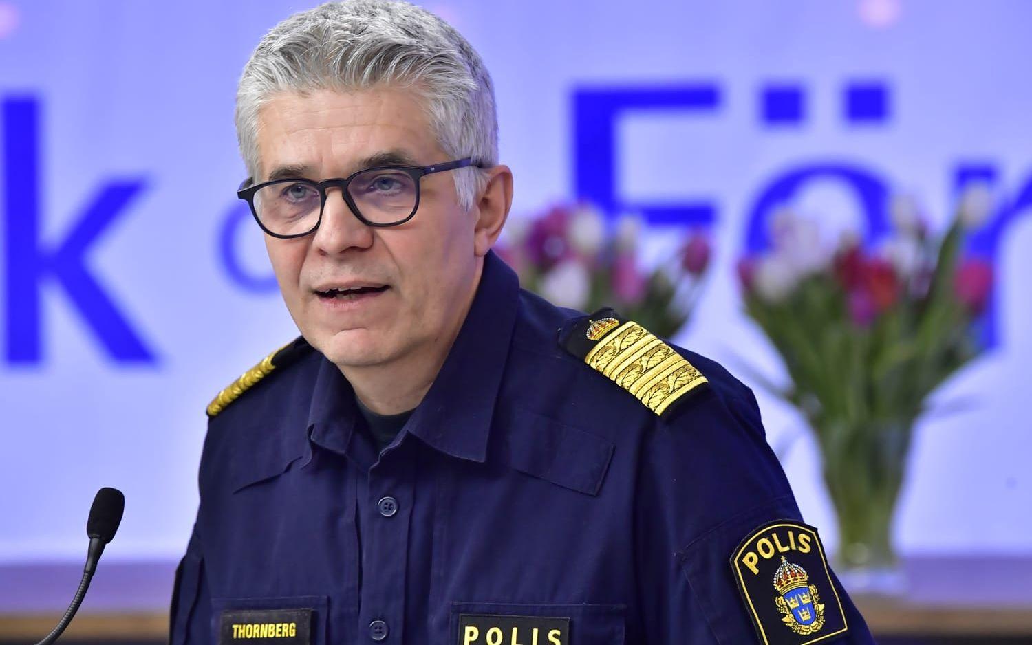 Rikspolischef Anders Thornberg talar vid Folk och försvars rikskonferens i Stockholm.