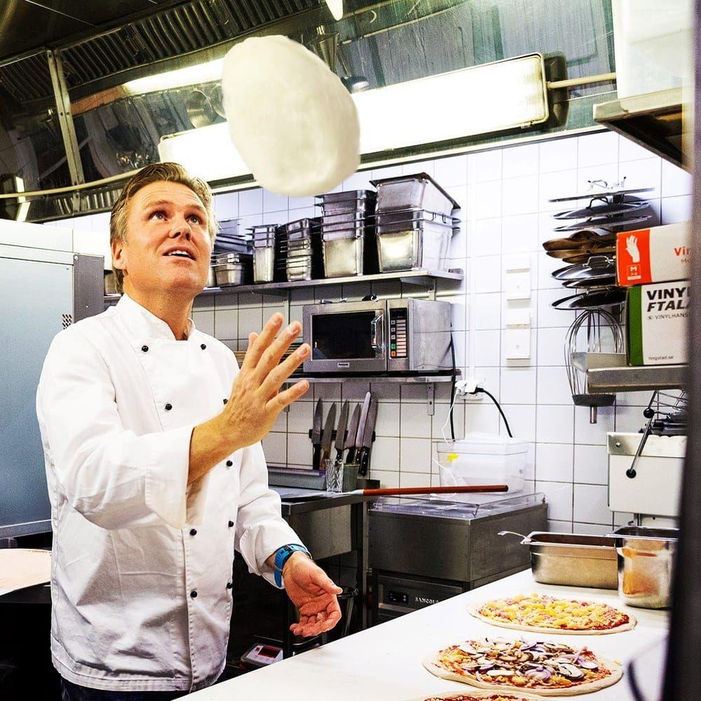 Johan Bengelsdorff ska börja servera världens starkaste pizza på sin restaurang i Borås. 