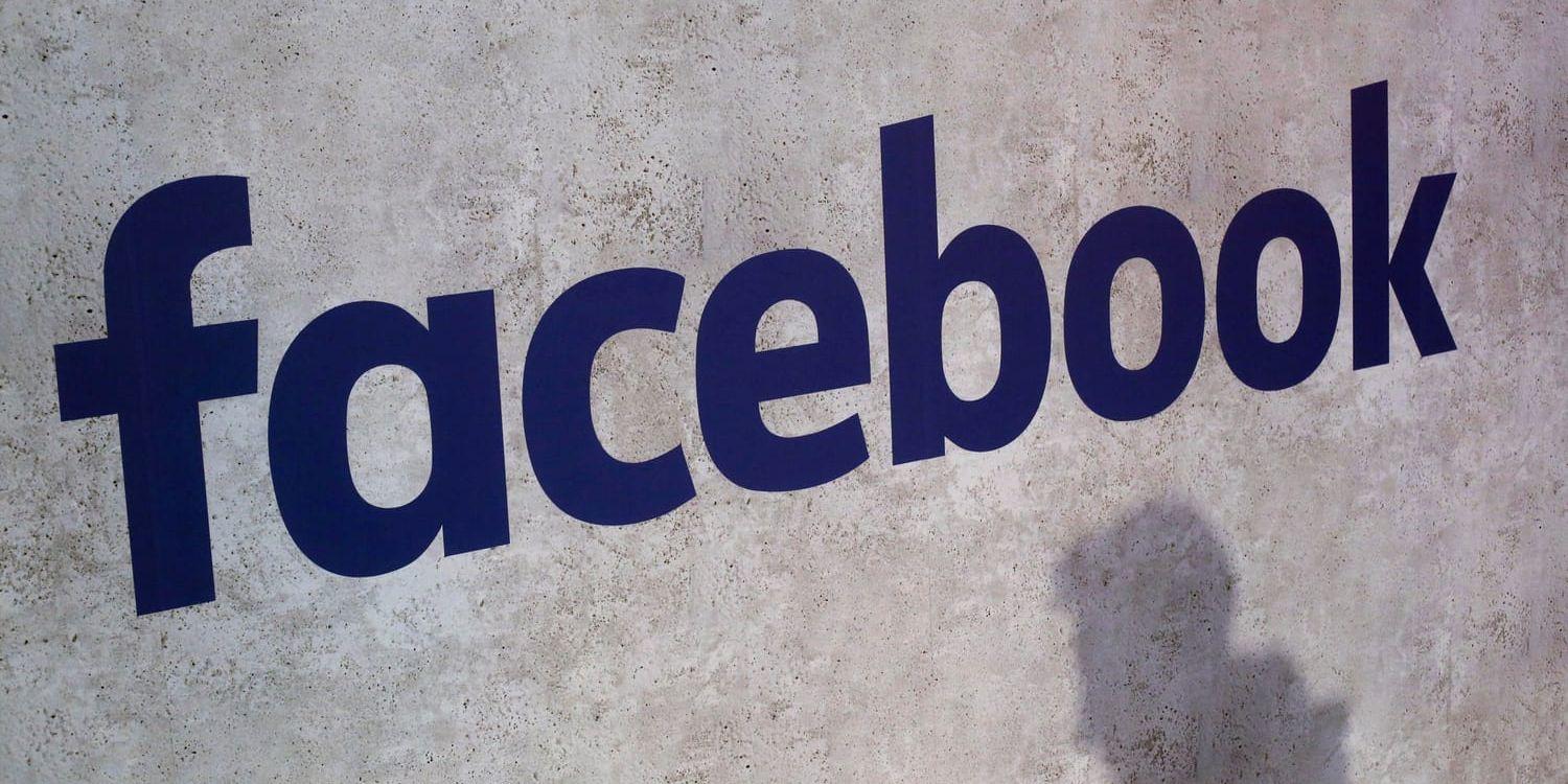 Cambridge Analytica anklagas för att ha skaffat information om användare på Facebook på ett sätt som bryter mot reglerna. Arkivbild.