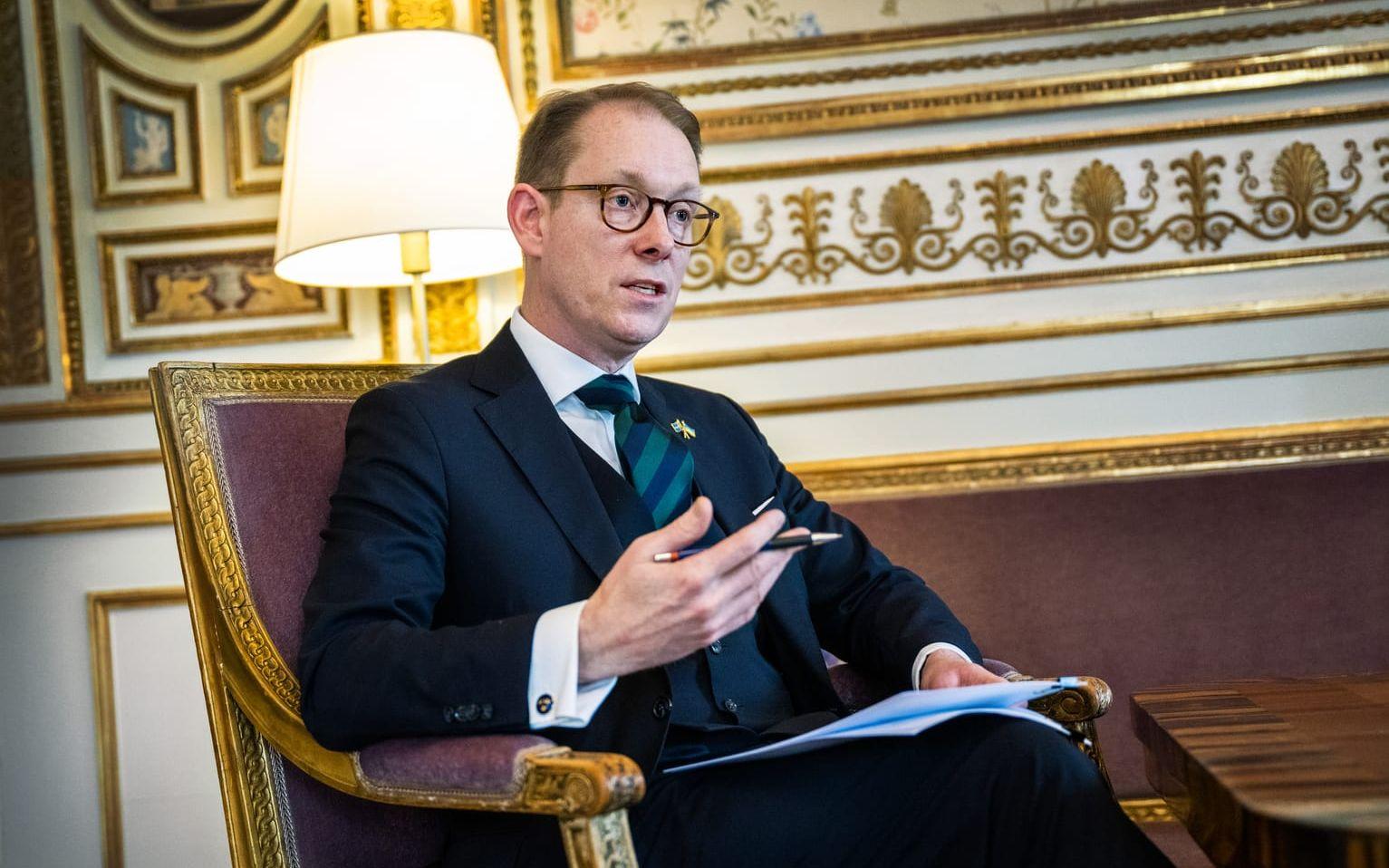 – Den svenska riksdagen kan fatta beslut snabbt när det är nödvändigt, säger utrikesminister Tobias Billström (M) apropå att regeringens proposition om svenskt Natomedlemskap nu klubbats.