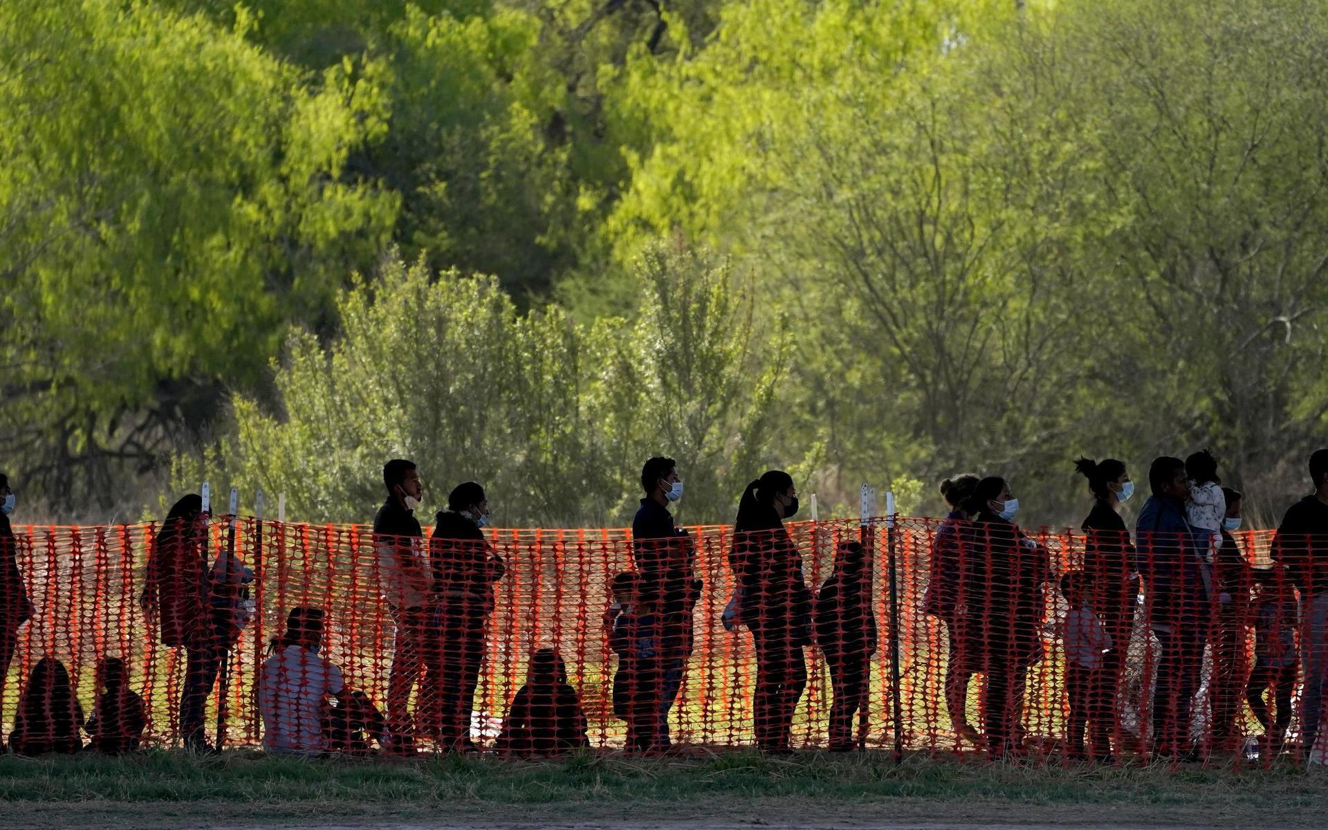 Tusentals barn har tagit sig över gränsen till USA de senaste veckorna.