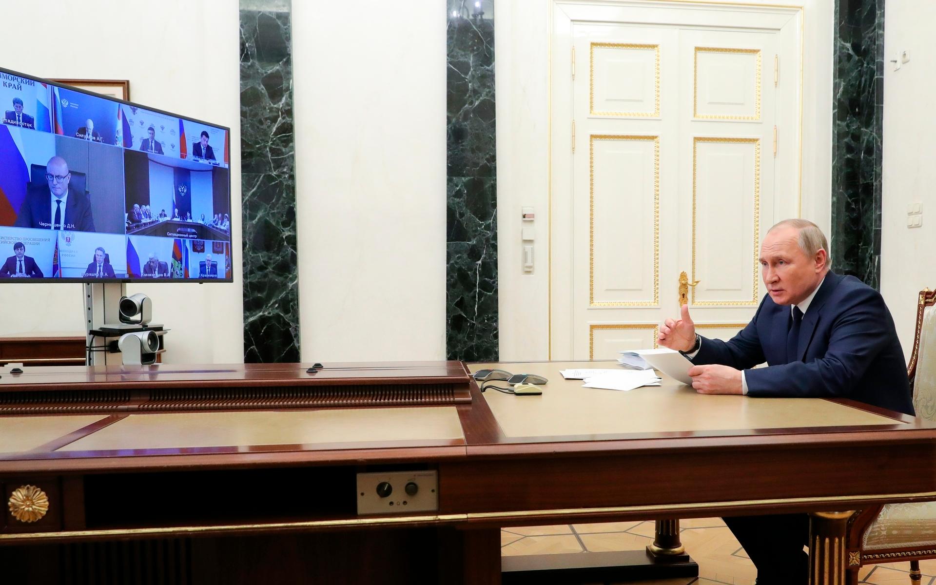 Rysslands president Vladimir Putin i en videokonferens på tisdagen.