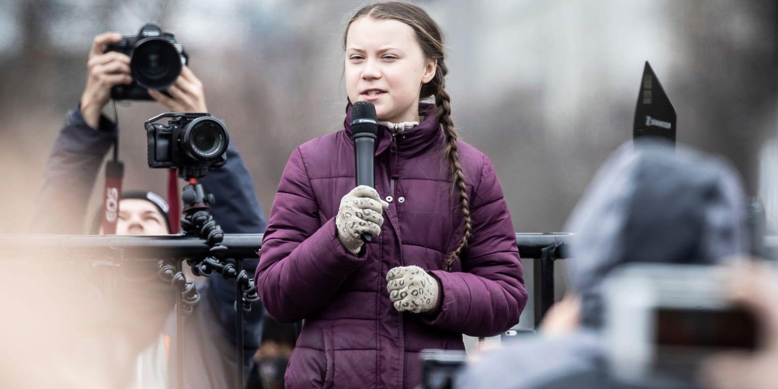 Greta Thunberg talar inför tusentals studenter som skippat skolan och samlats i Berlin för att demonstrera mot klimatförstöringen.