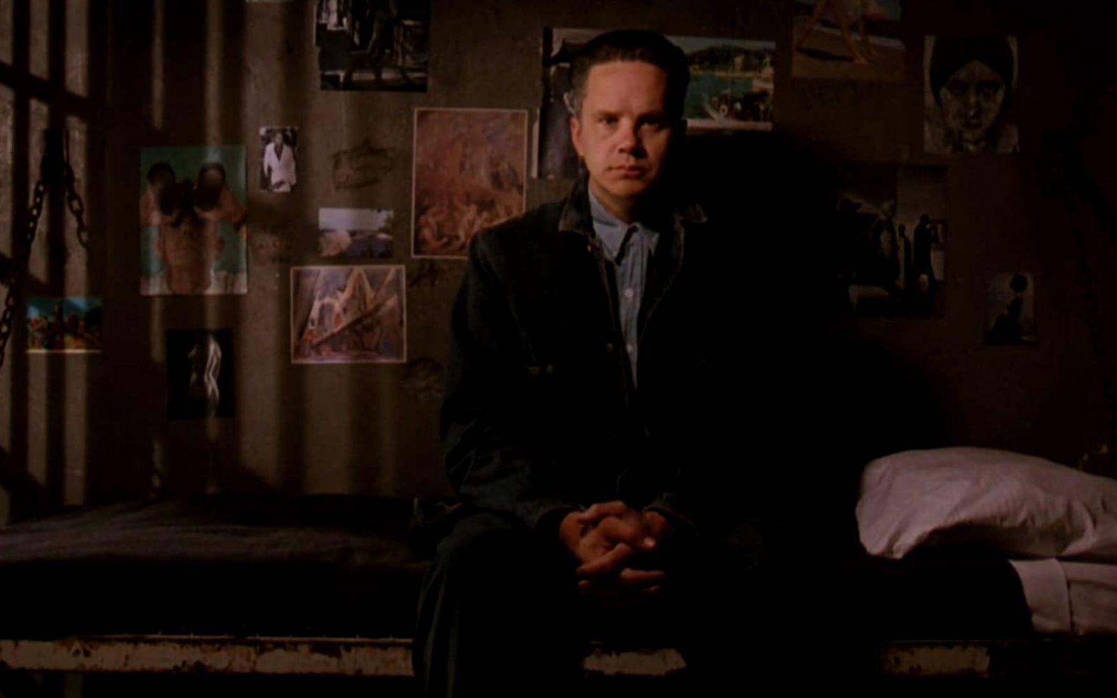 "Get busy living, or get busy dying." — Tim Robbins som Andy Dufresne i Nyckeln till frihet, 1994