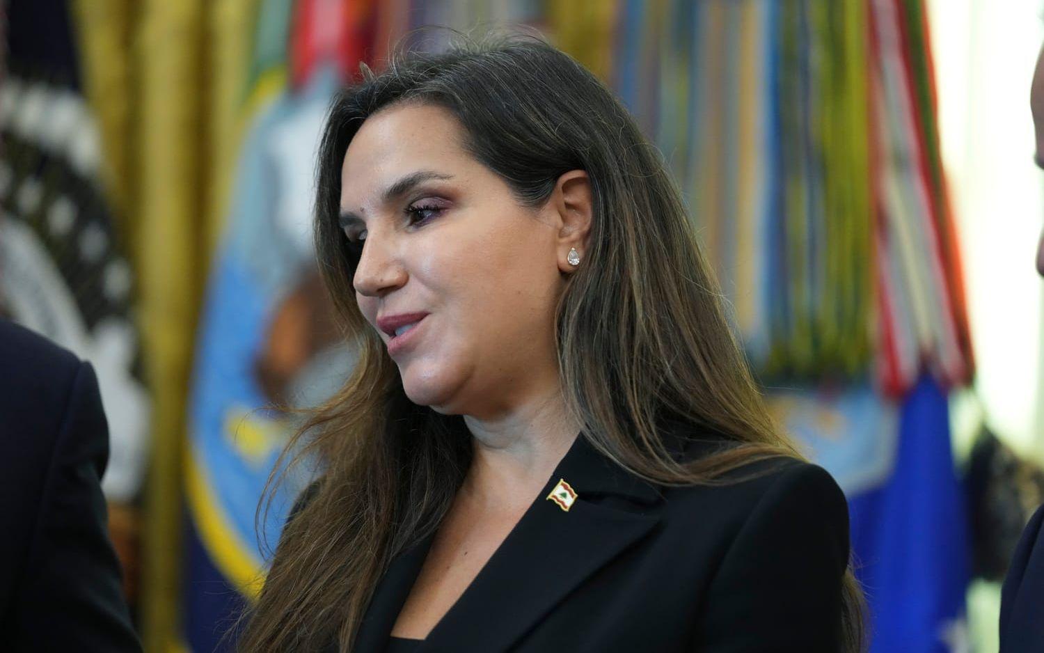 Libanons USA-ambassadör Nada Hamadeh Moawad under mötet.