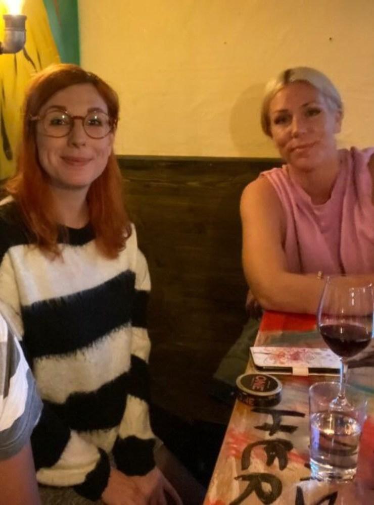 Gymnasievännerna Kassandra Einarsson och Penny Holm har startat Facebookgruppen ”Dejting i Kville”.