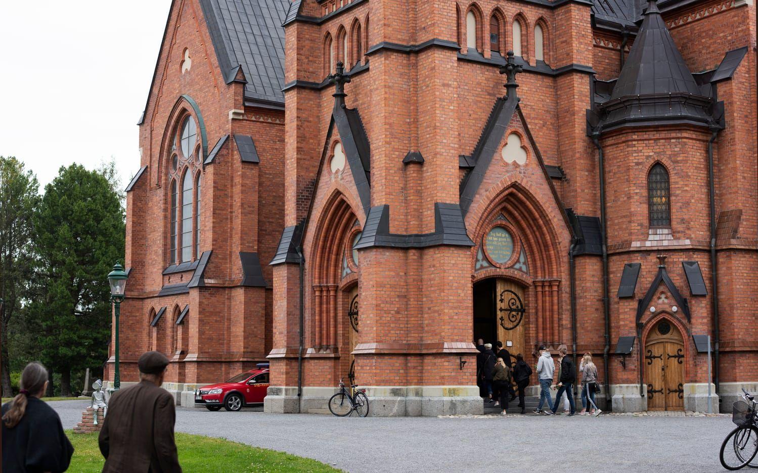 Strax efter midnatt började kyrkklockorna i Umeå att ringa. Arkivbild.