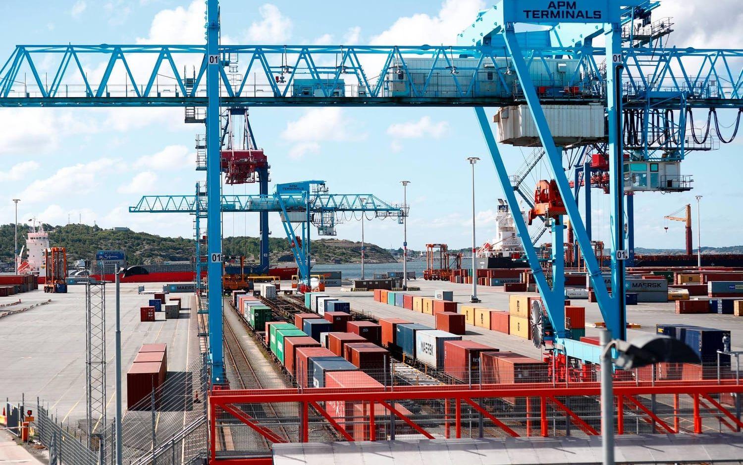 veckan blev det klart att 140 anställda i Göteborgs containerhamn förlorar jobbet.