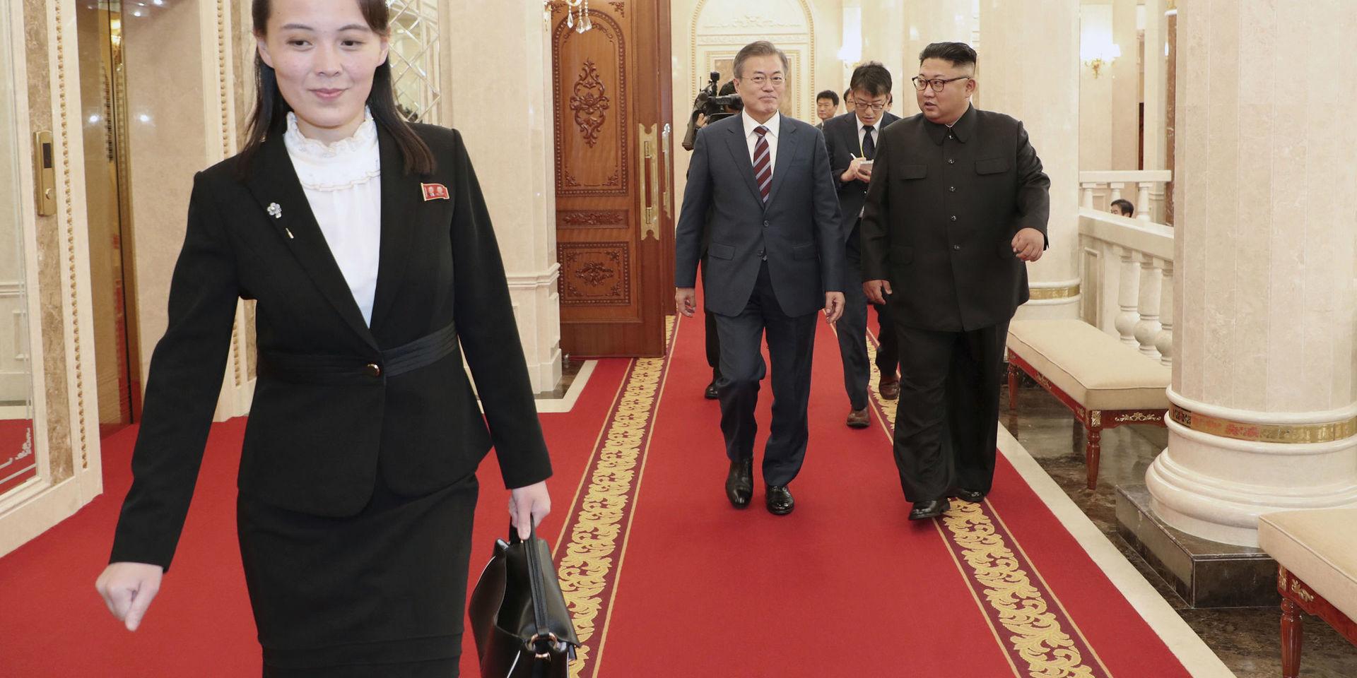 Kim Jong-Un, längst till vänster, med Sydkoreas president Moon Jae-In och – närmast kameran – lillasyster Kim Yo-Jong under ett toppmöte i Pyongyang i september 2018.