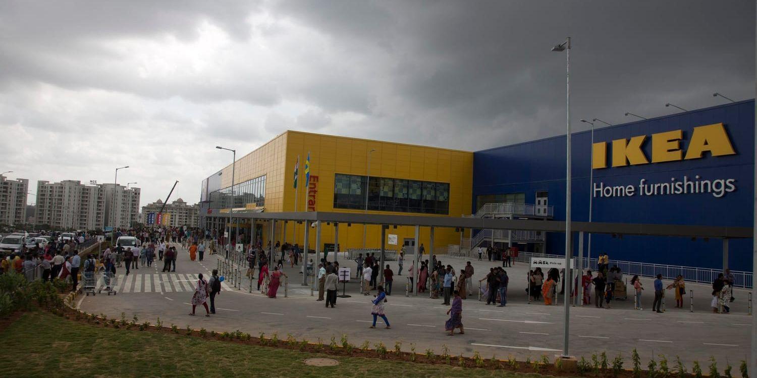 Omkring 30 000 personer besökte Ikea-varuhuset i Hyderabad den första dagen.