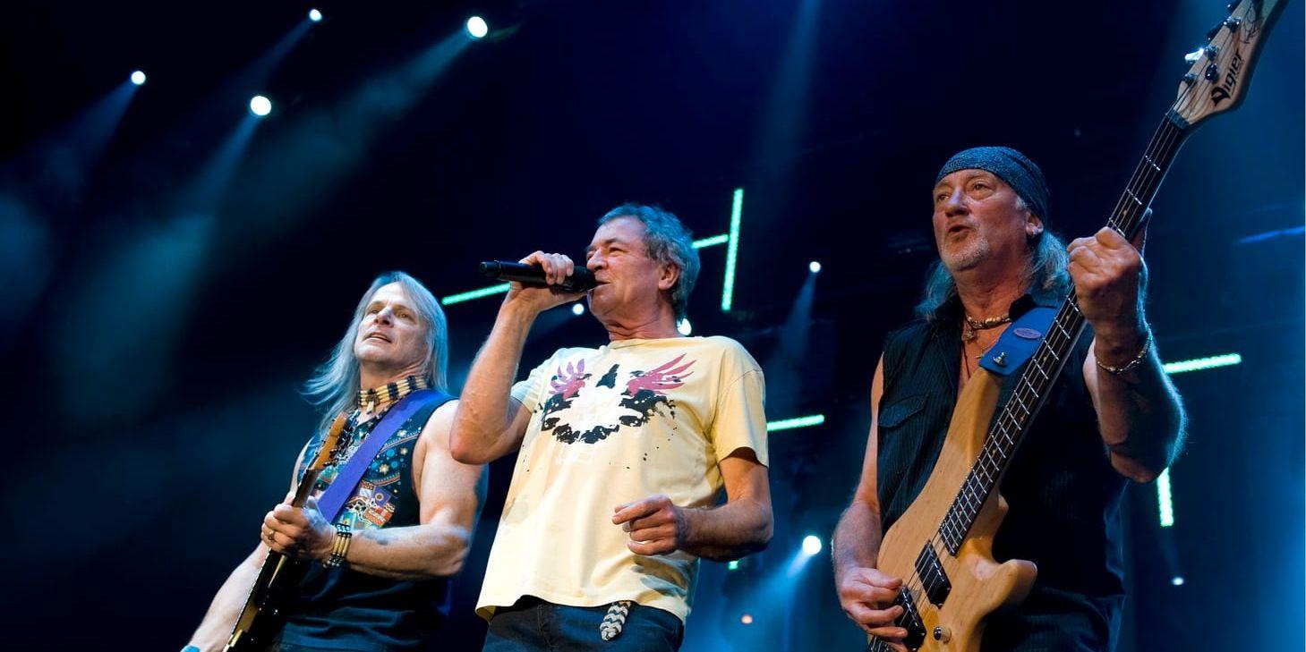 I juni tvingades Deep Purple ställa in sin spelning när trummisen Ian Paice fick en stroke. I kväll spelar de på Liseberg.